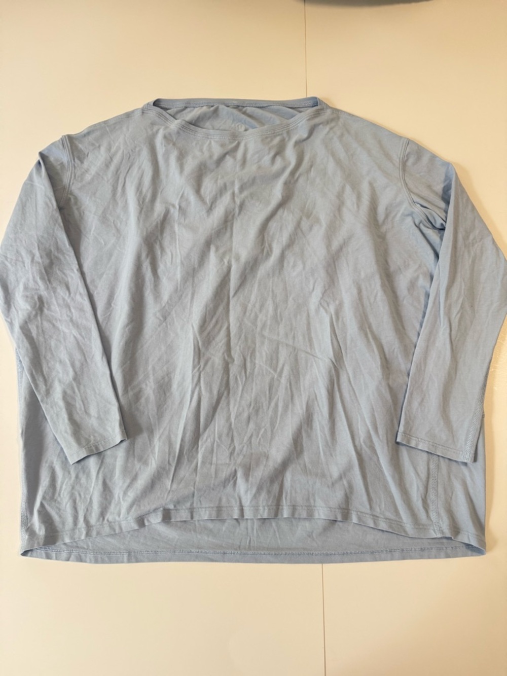 Lululemon Back In Action Long Sleeve Size 4 Light Blue - Picture 4 of 10